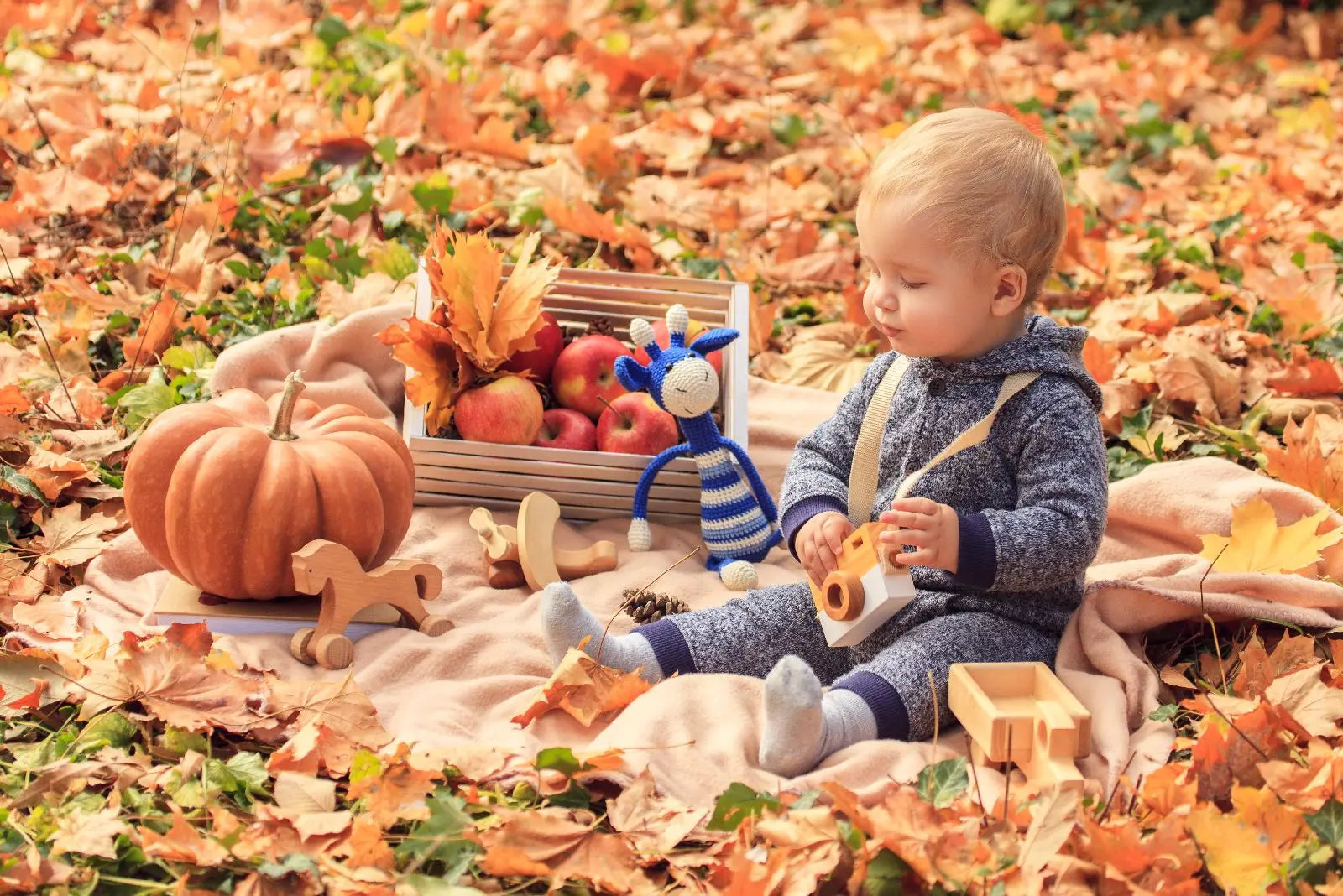 Fall Fun With Little Ones - Family Bucket List