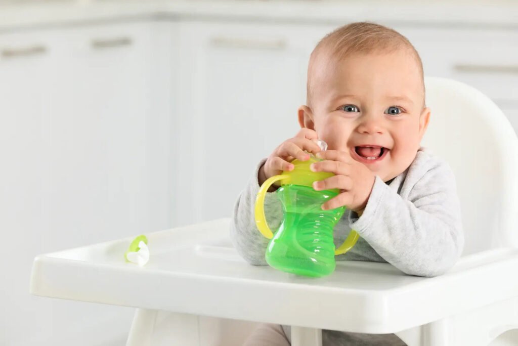 Water-For-Babies-When-to-Offer-It-Why-You-May-Delay Organicbabyfood.shop