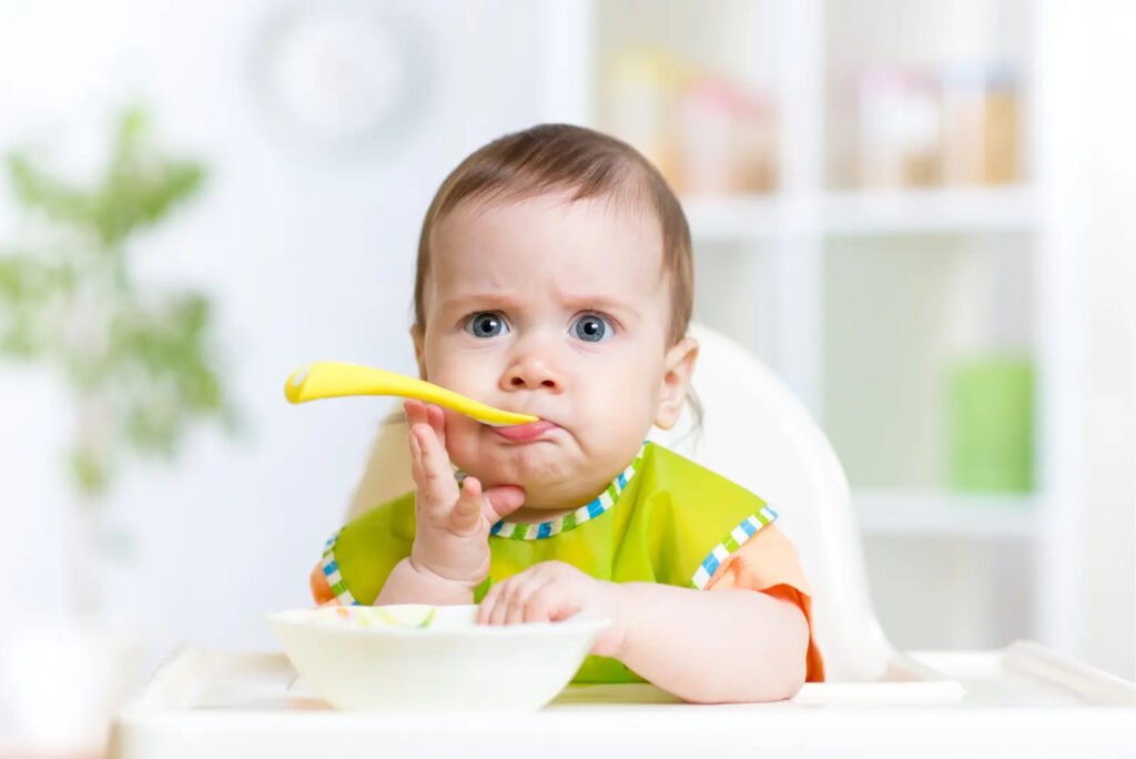 Tips-Tricks-for-Mealtime-Troubles Organicbabyfood.shop