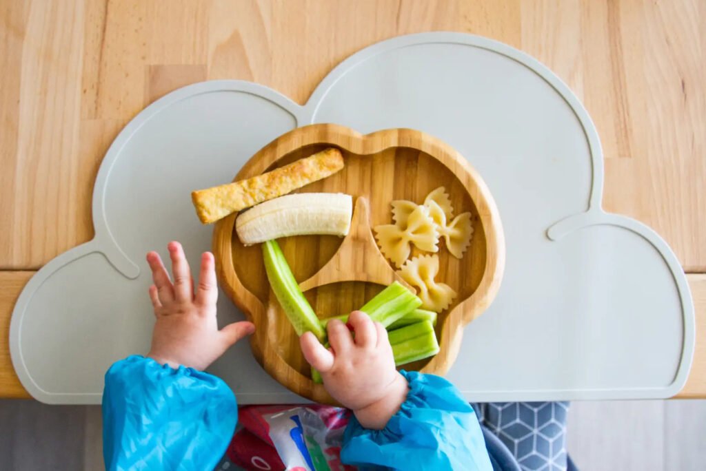 Trying-New-Foods-In-The-New-Year Organicbabyfood.shop